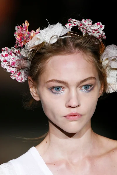 Look 64